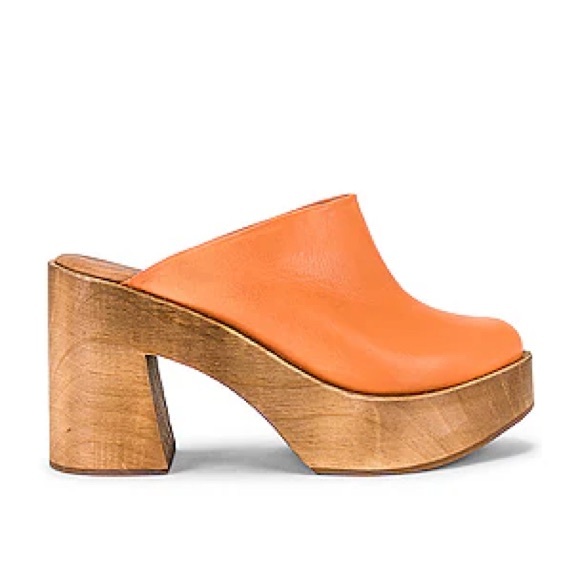 Free People Shoes - Free People Suki Peach Leather Chunky Platform Slip On Mule Clogs size 39.5